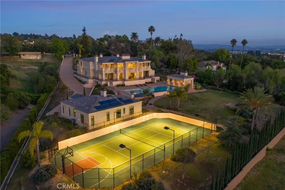 165 Circle Dr, Bradbury, CA 91008