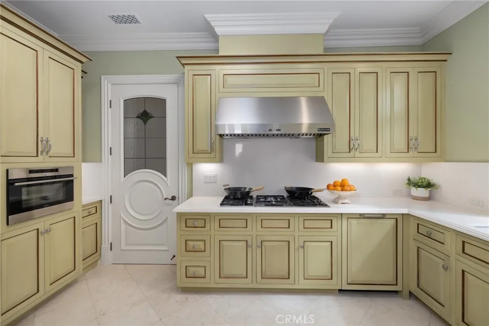 165 Circle Dr, Bradbury, CA 91008