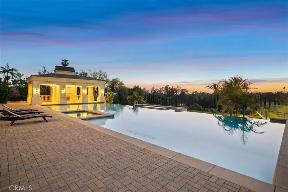 165 Circle Dr, Bradbury, CA 91008