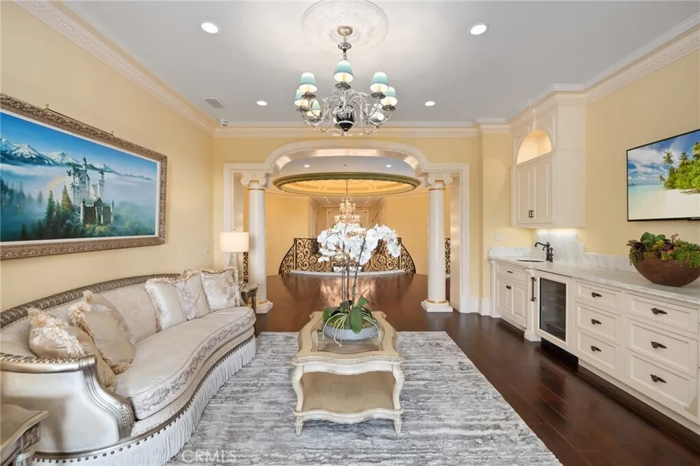 165 Circle Dr, Bradbury, CA 91008
