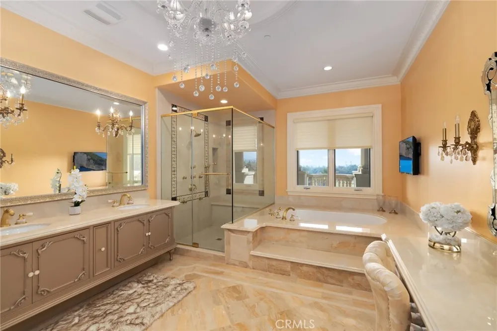 165 Circle Dr, Bradbury, CA 91008