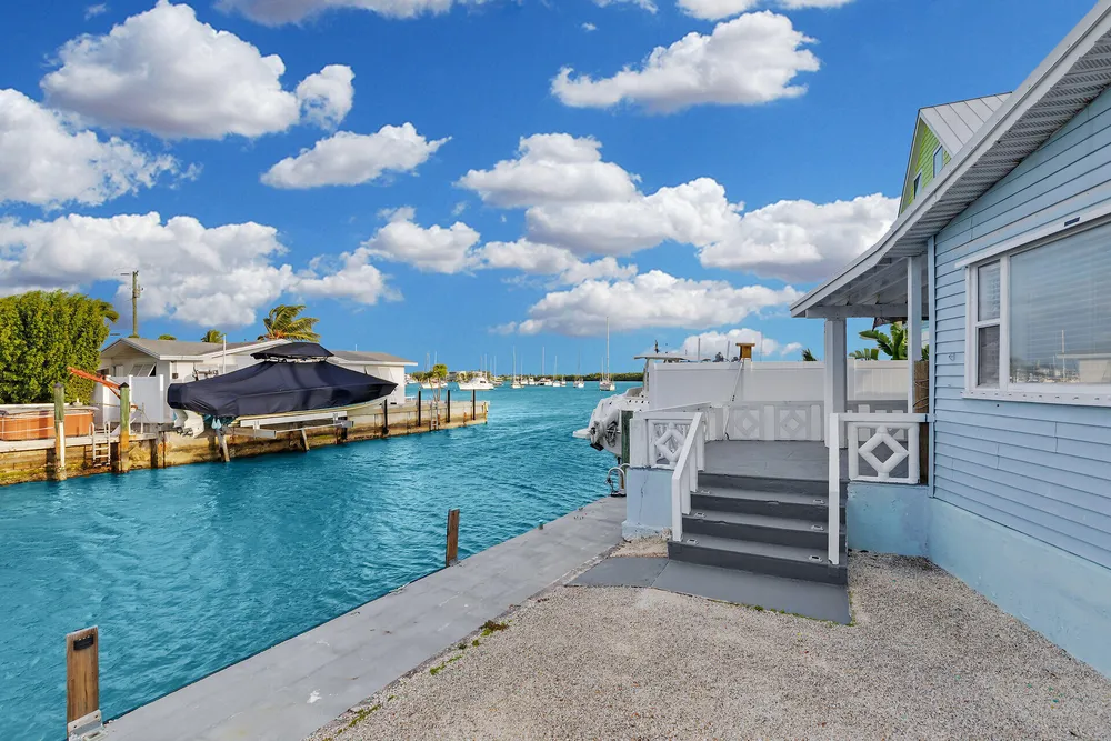 1250 27th St, Marathon, FL 33050