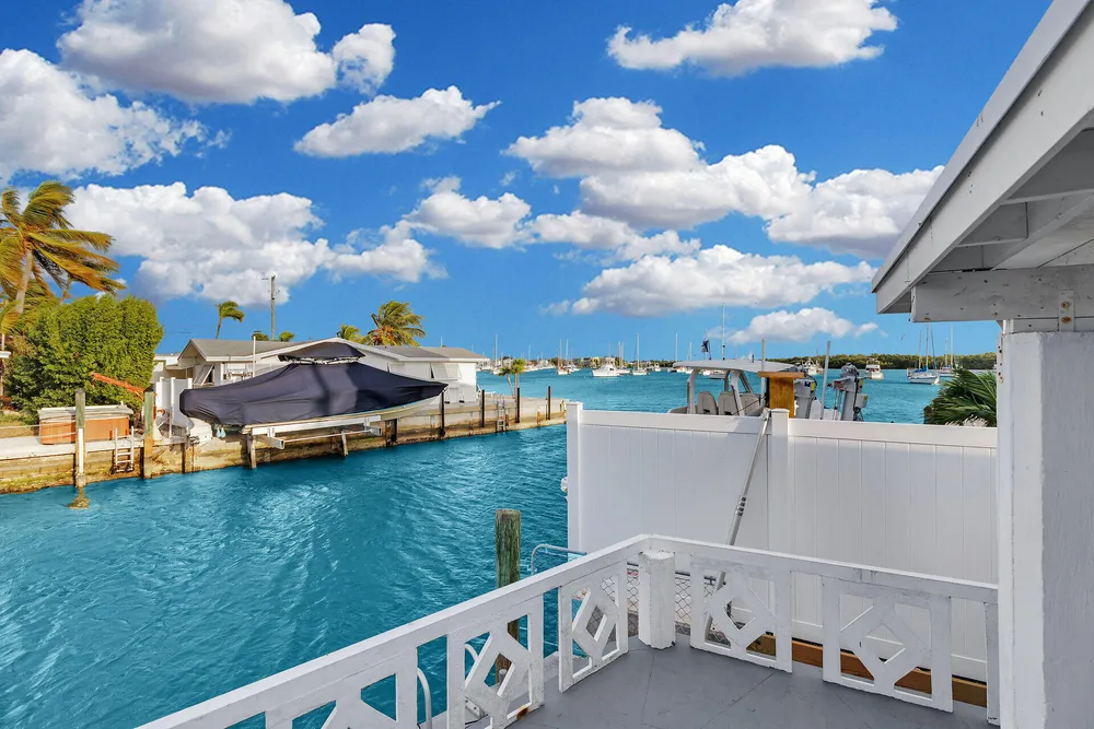 1250 27th St, Marathon, FL 33050