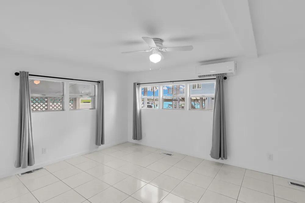 1250 27th St, Marathon, FL 33050
