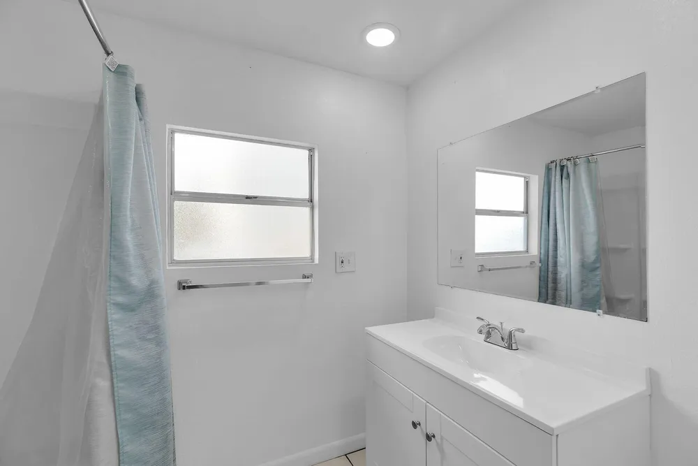 1250 27th St, Marathon, FL 33050