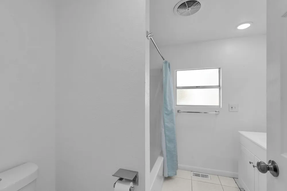 1250 27th St, Marathon, FL 33050