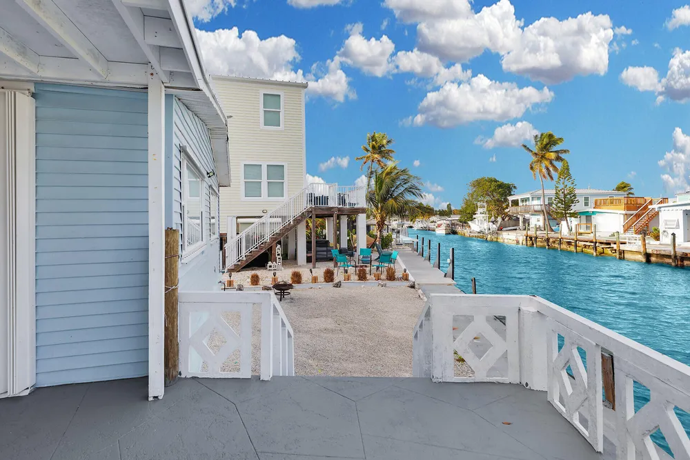 1250 27th St, Marathon, FL 33050