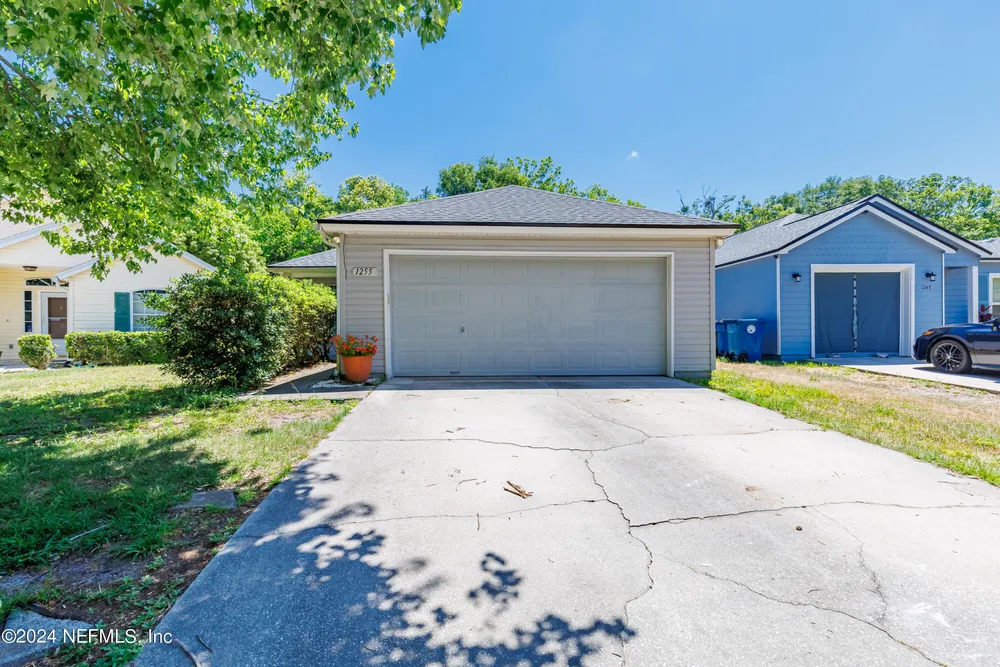 1255 E Brookwood Bluff Rd, Jacksonville, FL 32225