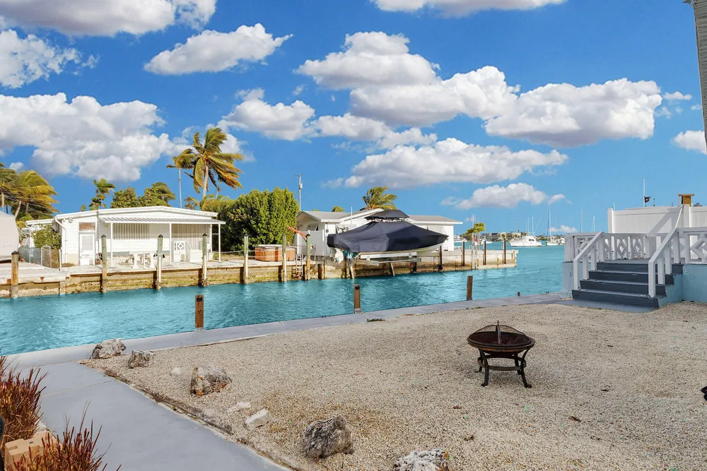 1250 27th St, Marathon, FL 33050