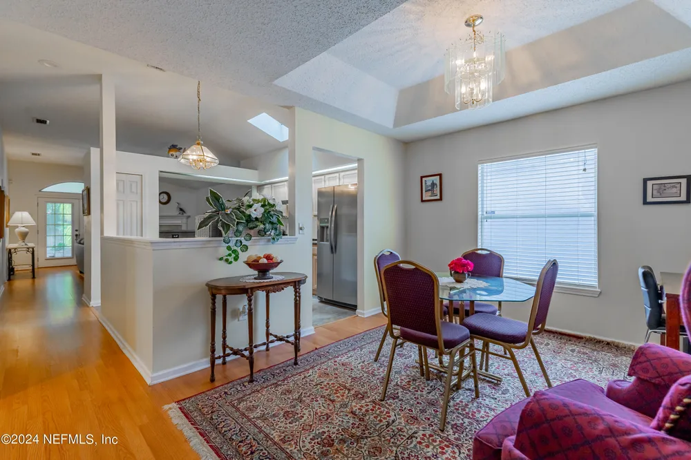 1255 E Brookwood Bluff Rd, Jacksonville, FL 32225