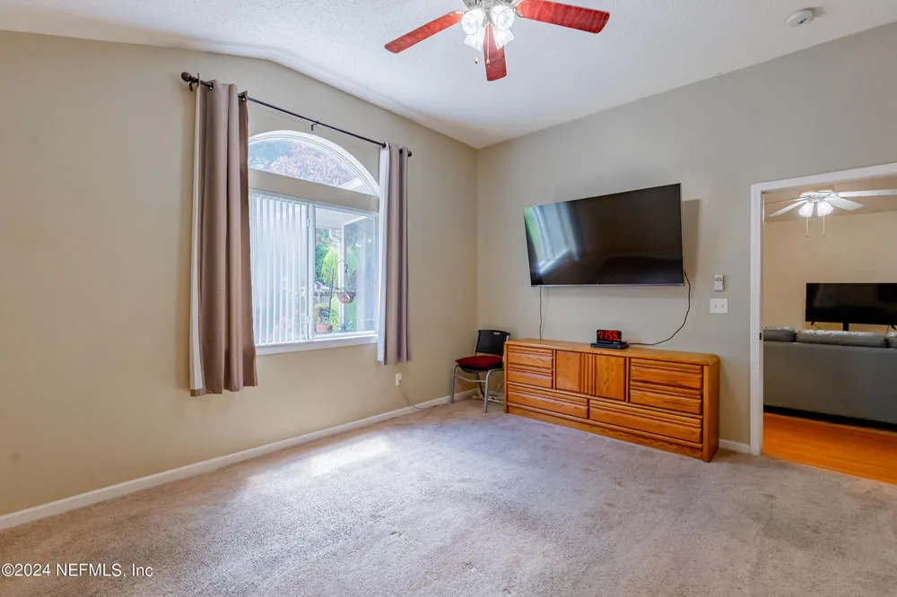 1255 E Brookwood Bluff Rd, Jacksonville, FL 32225