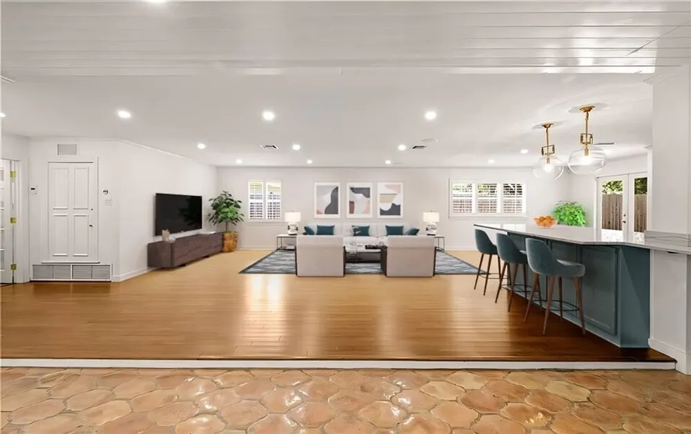 302 Dolphin Pl, Corpus Christi, TX 78411