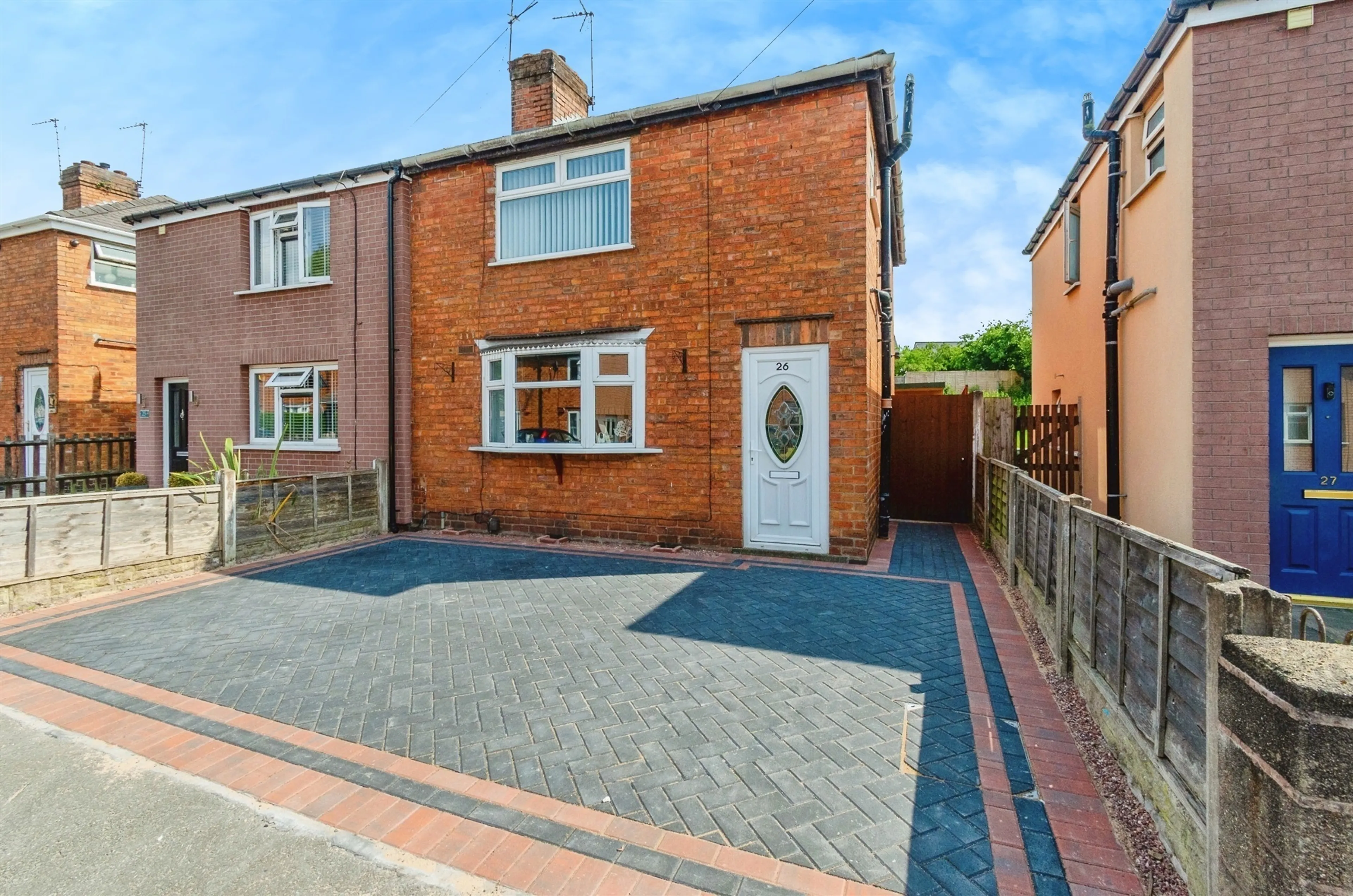 Property photo 0
