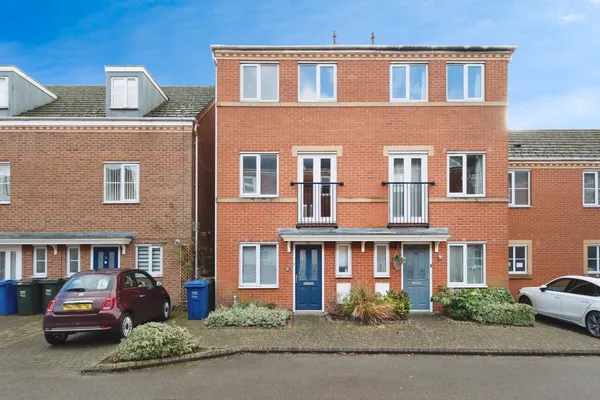 Fulwell Close, Banbury, Oxfordshire, ...