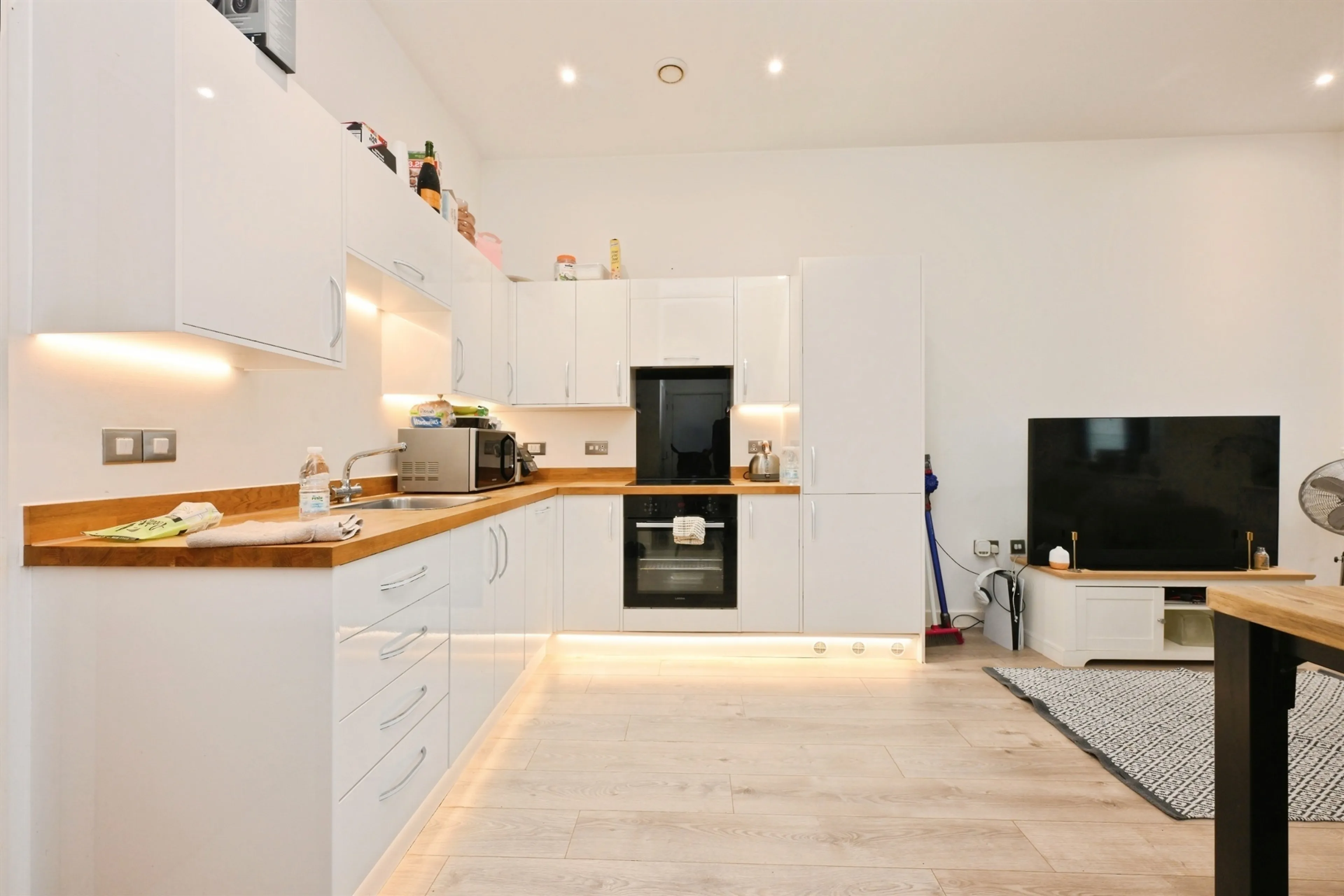 Property at Edinburgh Gate, Harlow