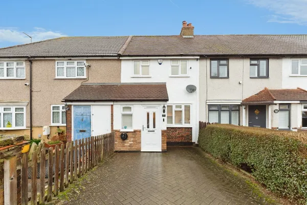 Ashby Avenue, Chessington, Surrey, KT9