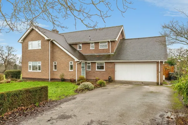 Manor Park, Great Barrow, Chester, CH3