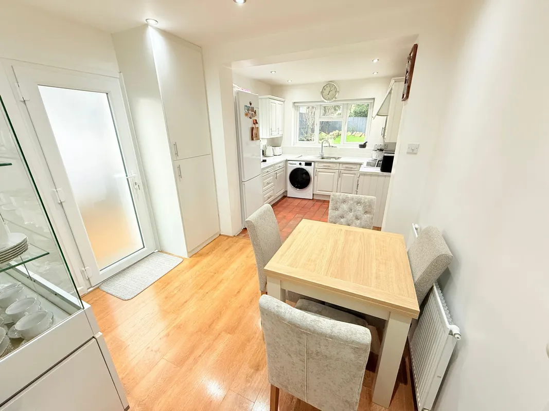 Rushdene Avenue, Barnet, EN4