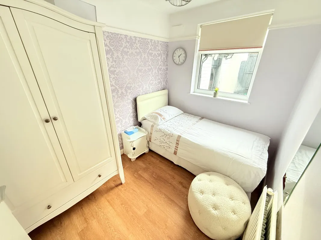 Rushdene Avenue, Barnet, EN4