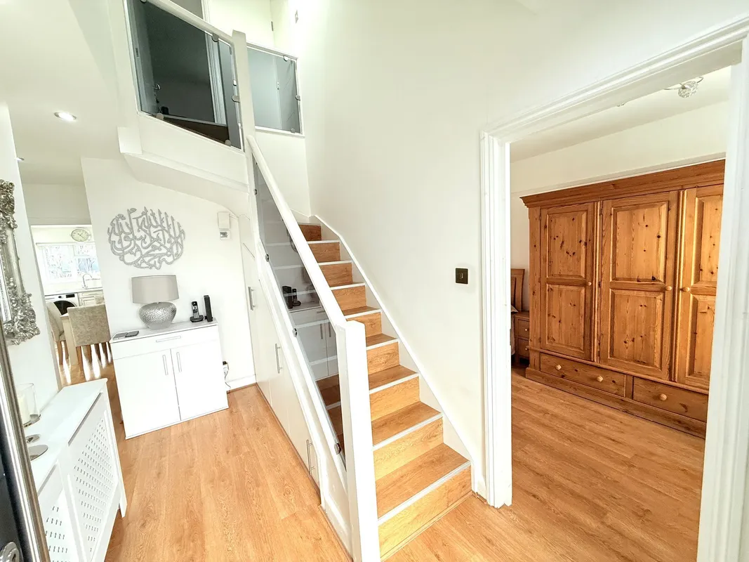 Rushdene Avenue, Barnet, EN4