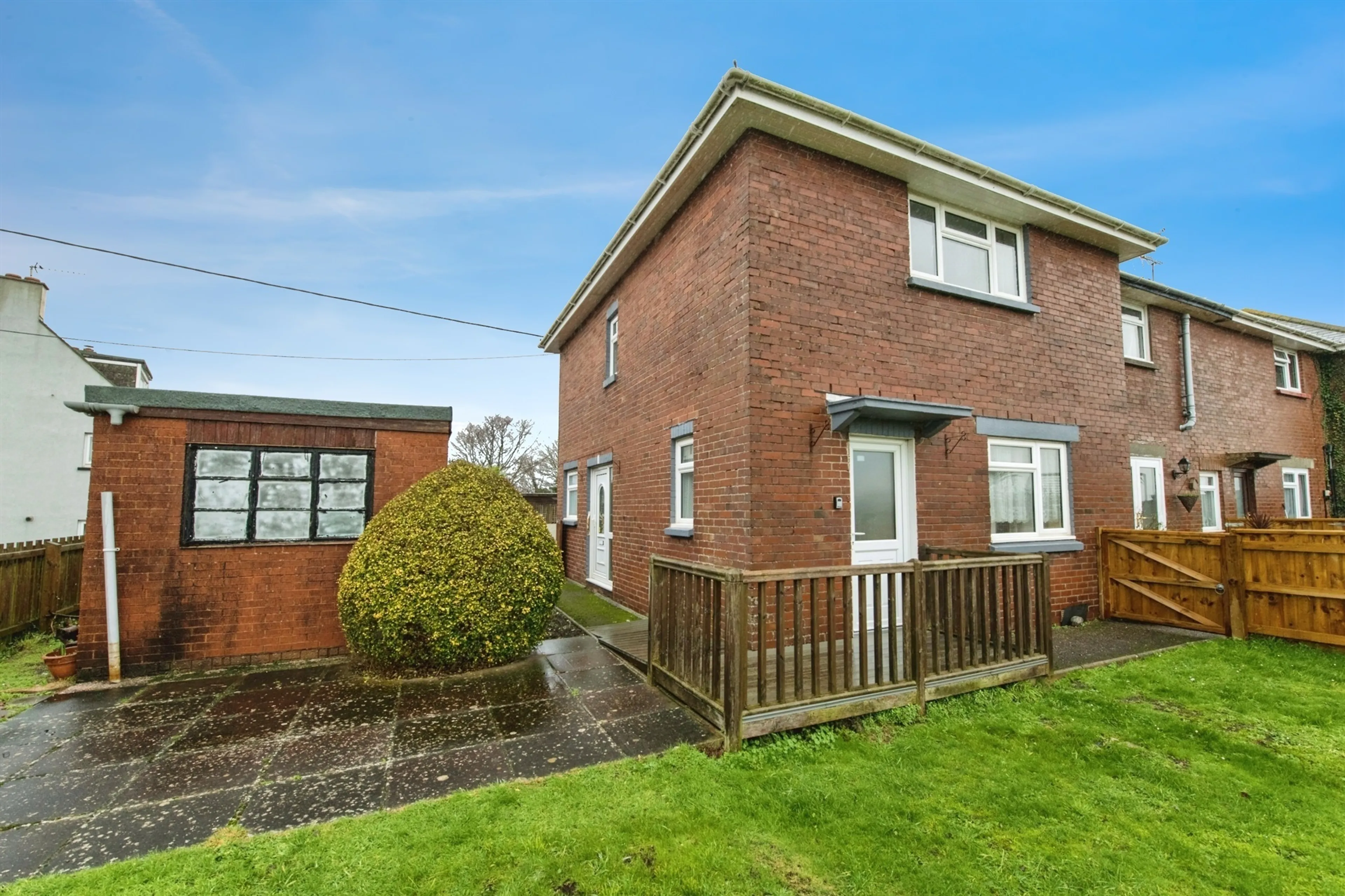 Property photo 0