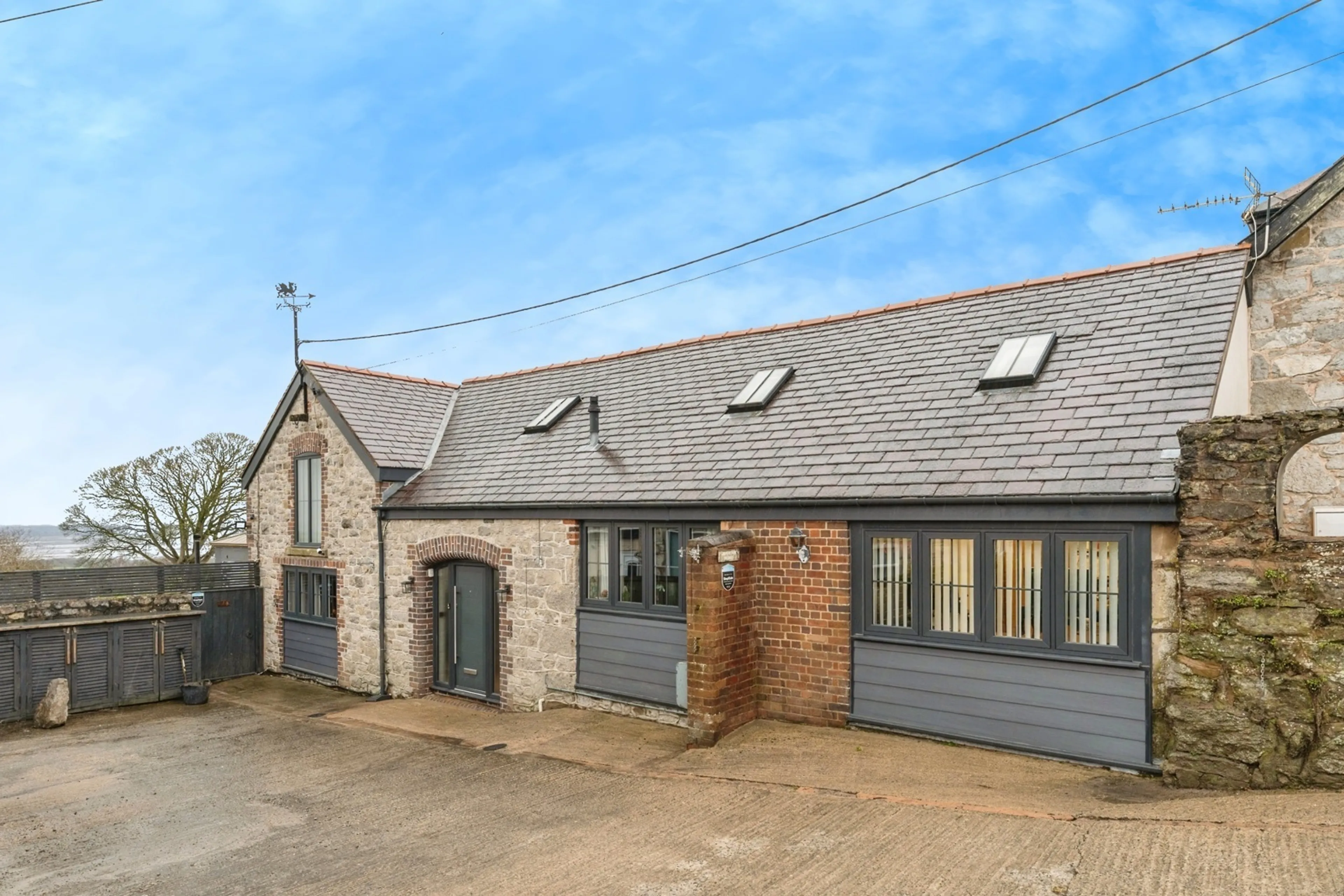 Property photo 32