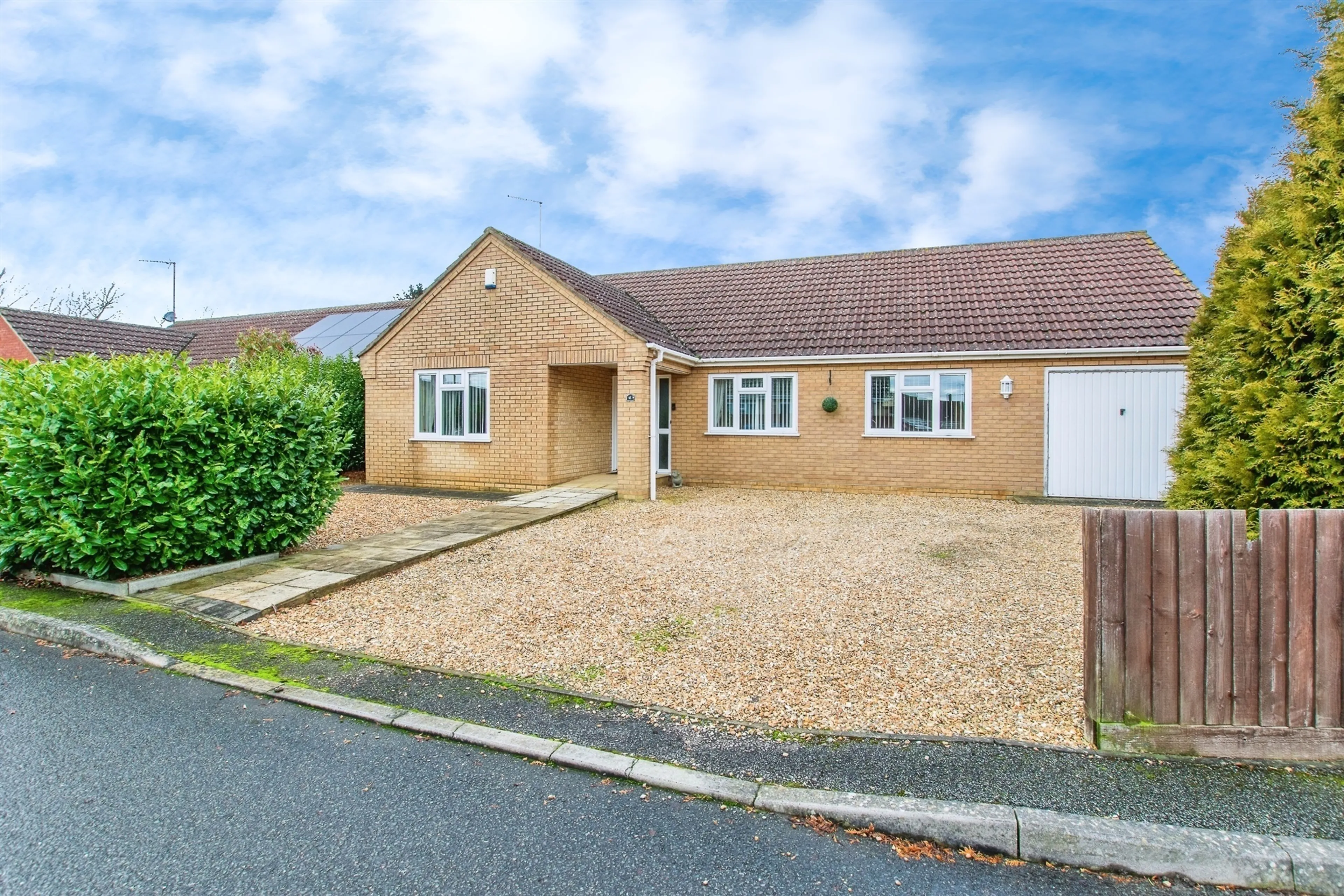 Property at Yokine Gardens, Guyhirn, Wisbech