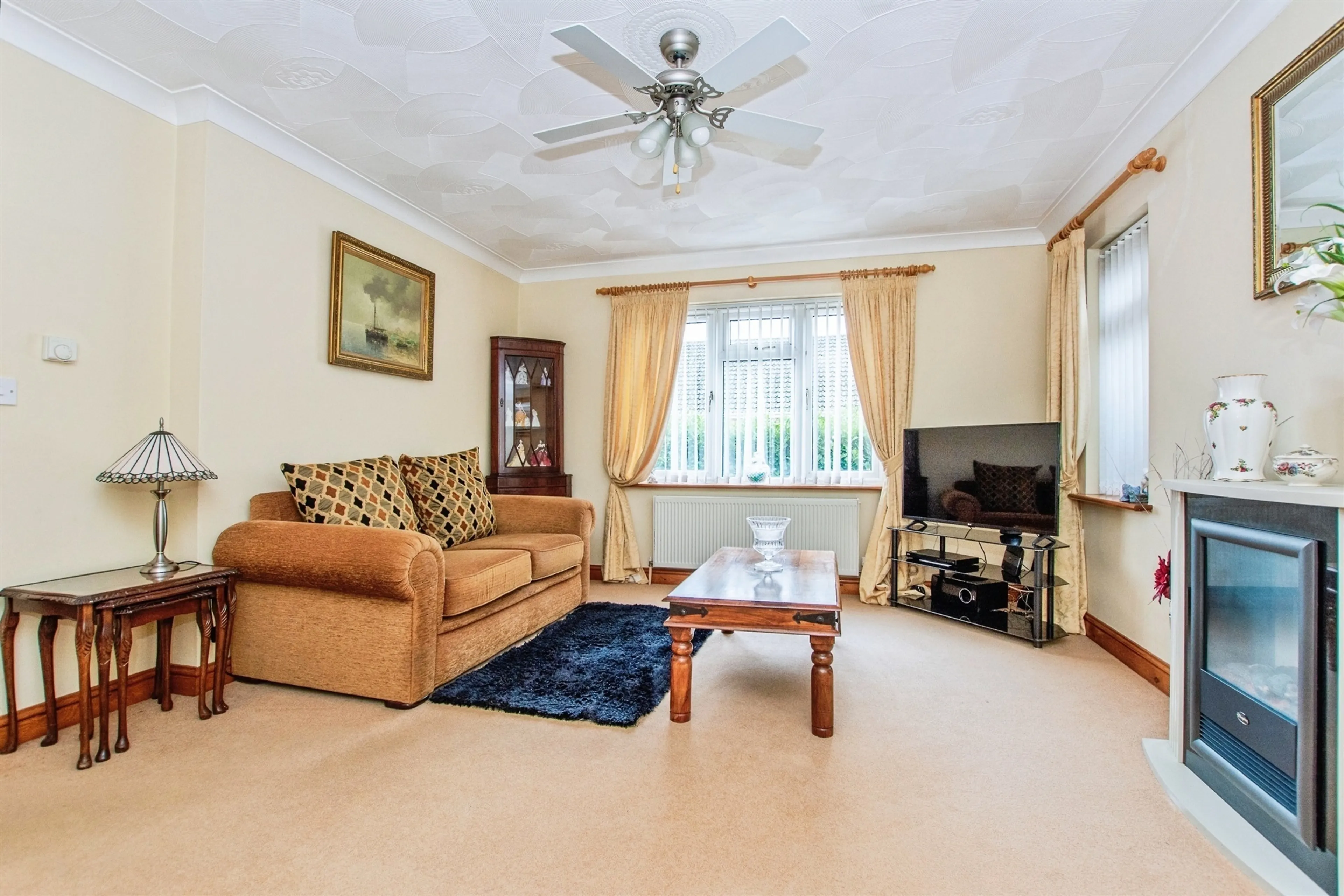 Property at Yokine Gardens, Guyhirn, Wisbech