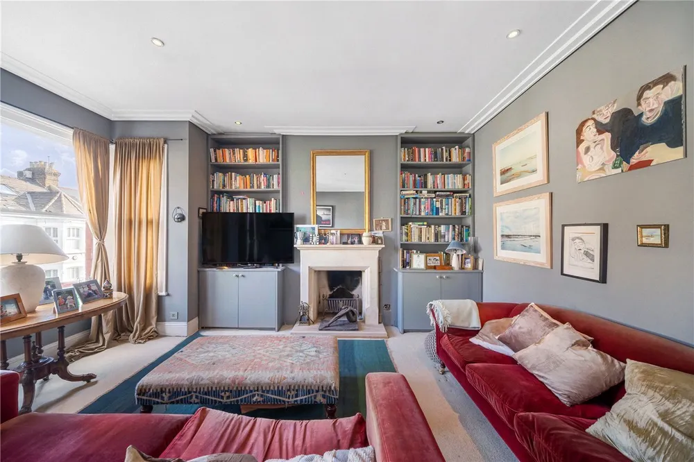 Narbonne Avenue, Clapham, London, SW4