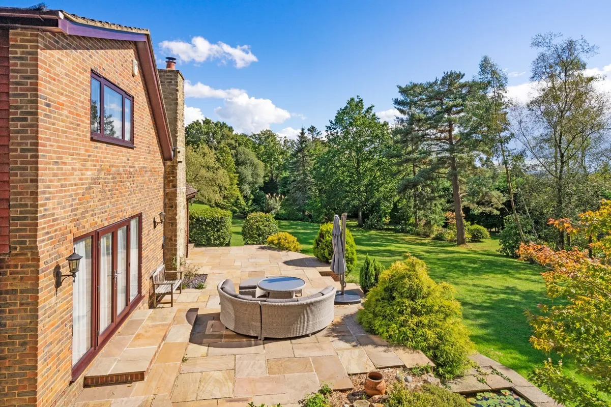 High Broom Lane, Crowborough, East Sussex, TN6