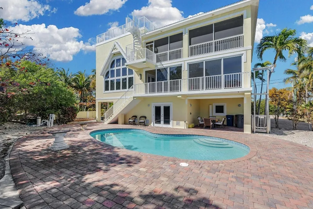 205 Stirrup Key Blvd, Marathon, FL 33050