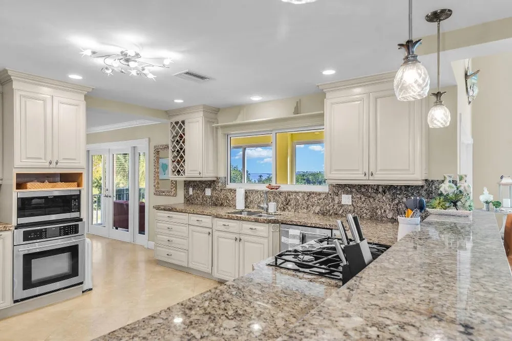 205 Stirrup Key Blvd, Marathon, FL 33050