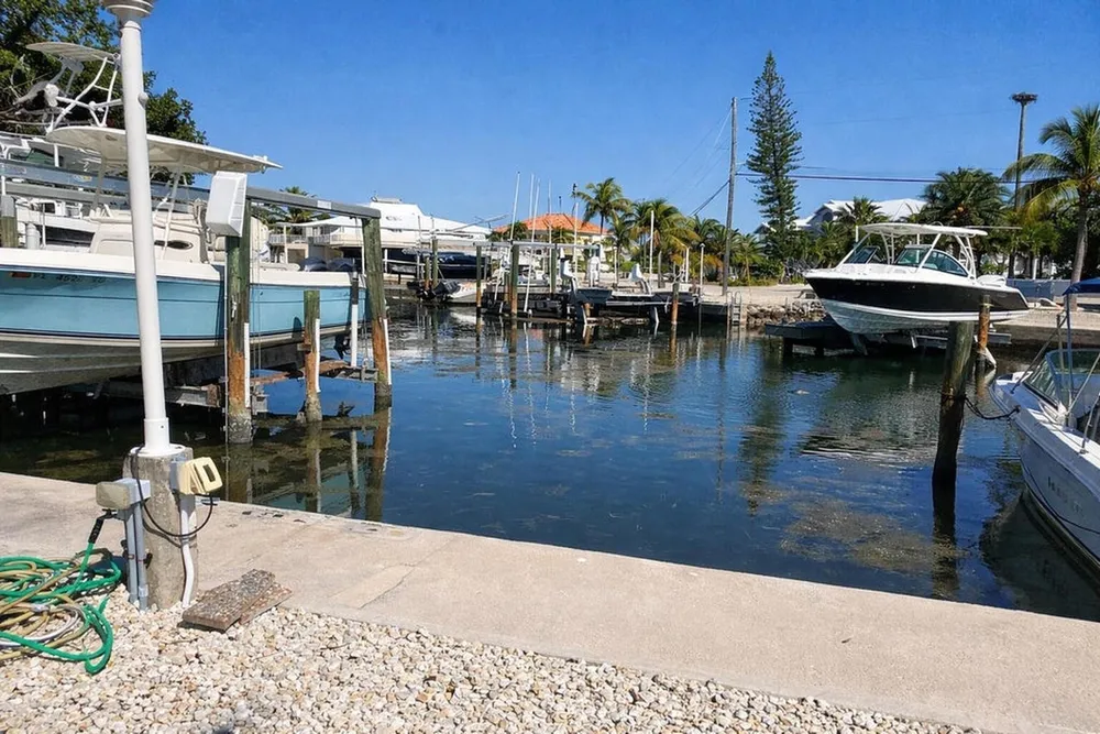 205 Stirrup Key Blvd, Marathon, FL 33050