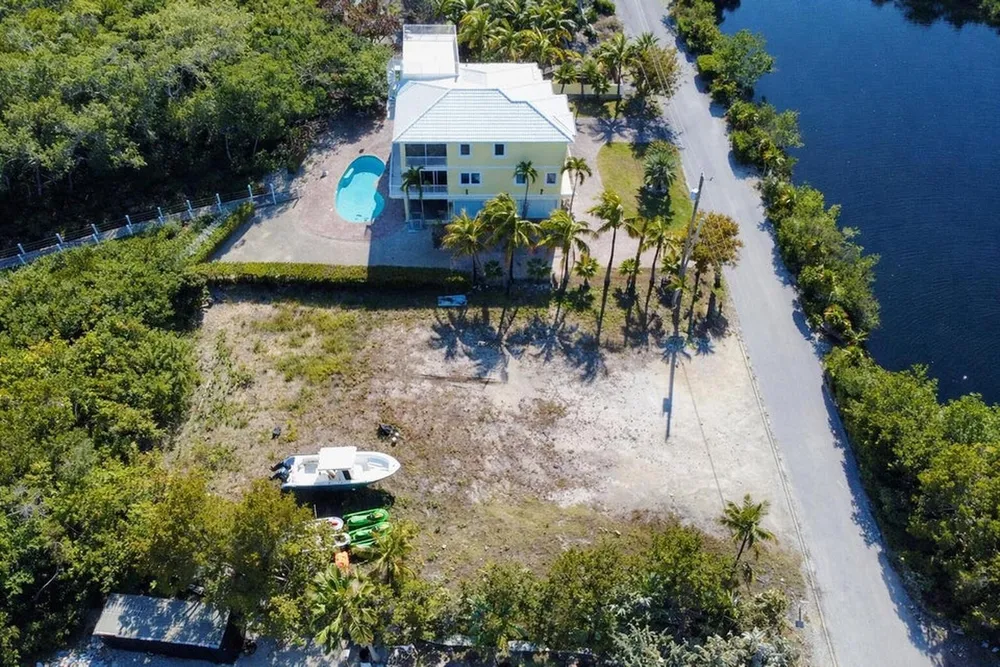 205 Stirrup Key Blvd, Marathon, FL 33050