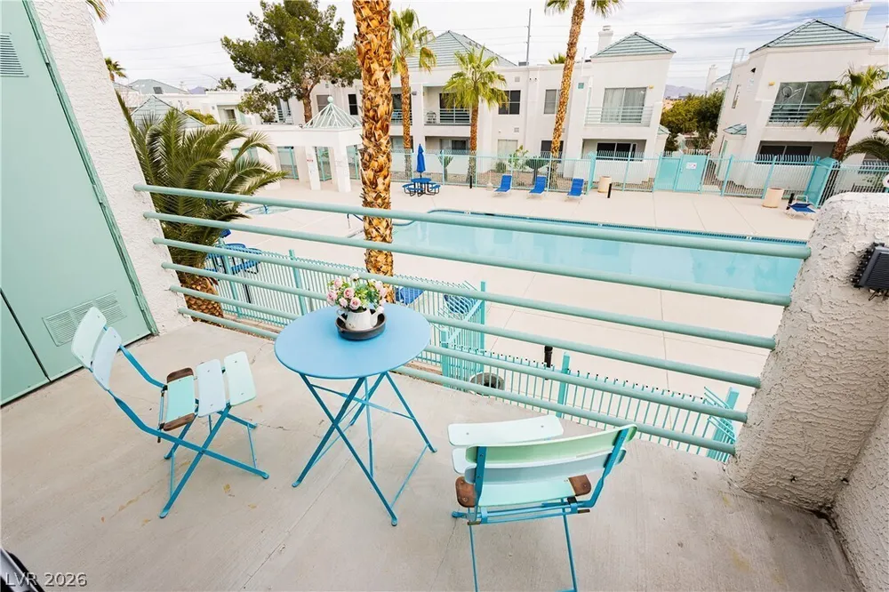 7100 Pirates Cove Rd, Las Vegas, NV 89145