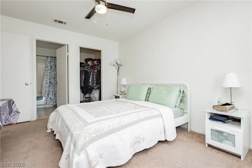 7100 Pirates Cove Rd, Las Vegas, NV 89145