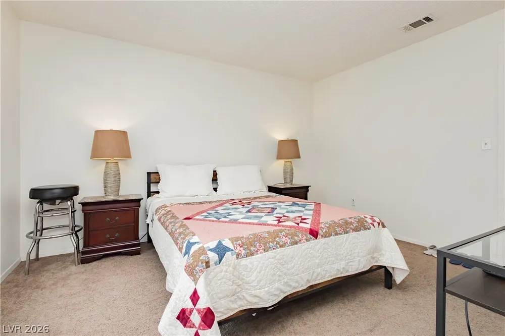 7100 Pirates Cove Rd, Las Vegas, NV 89145