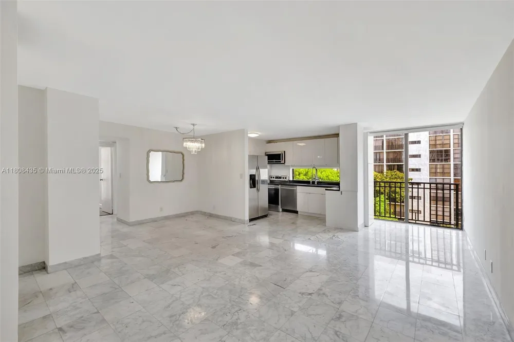 16919 N Bay Rd, Sunny Isles Beach, FL 33160