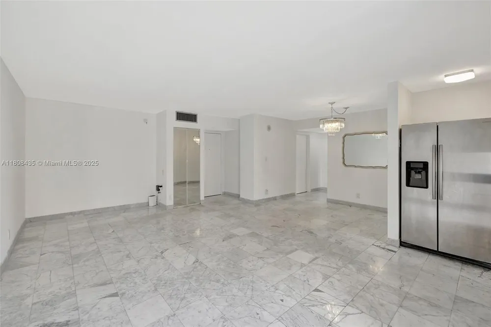 16919 N Bay Rd, Sunny Isles Beach, FL 33160