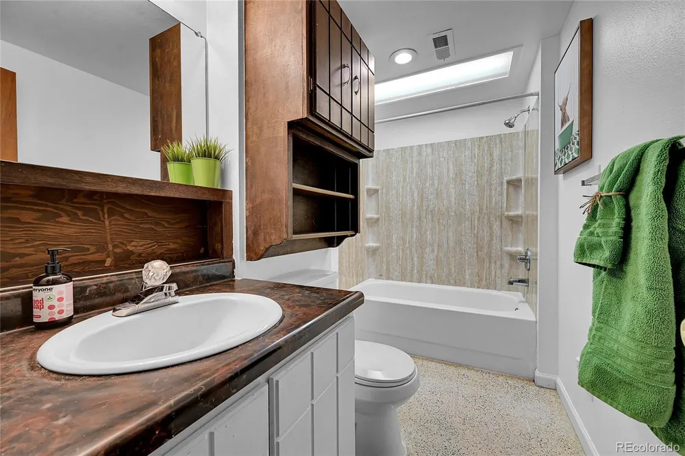 1500 Abilene Dr, Broomfield, CO 80020