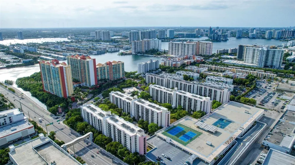 16919 N Bay Rd, Sunny Isles Beach, FL 33160