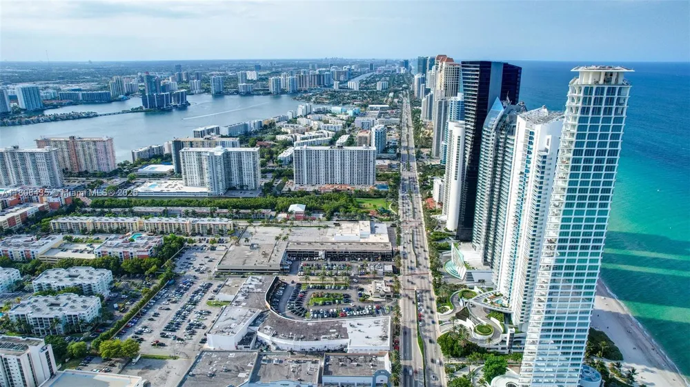 16919 N Bay Rd, Sunny Isles Beach, FL 33160