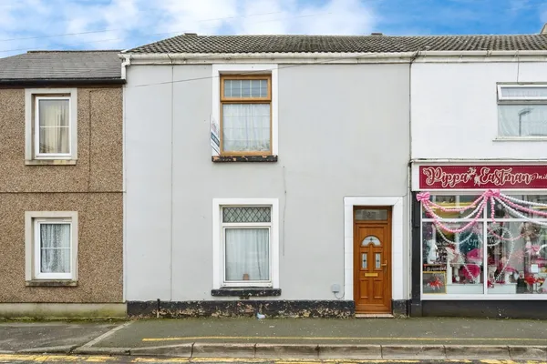 Oxford Street, Swansea, SA1