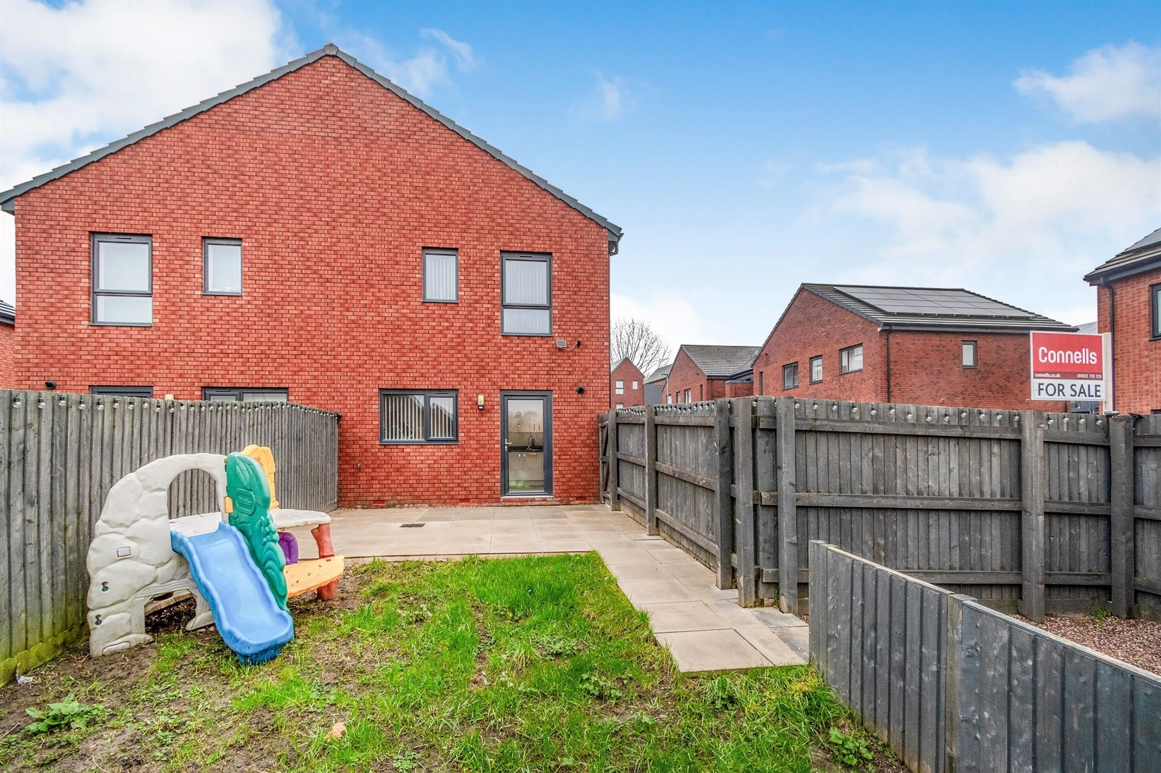 Property photo 1