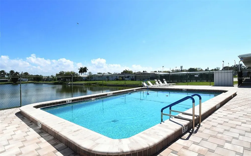 203 50th Avenue Plaza E, Bradenton, FL 34203