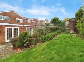 Slade Valley Avenue, Rothwell, Kettering thumb 2