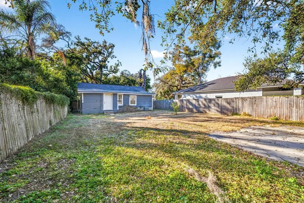 4205 N 15th St, Tampa, FL 33610