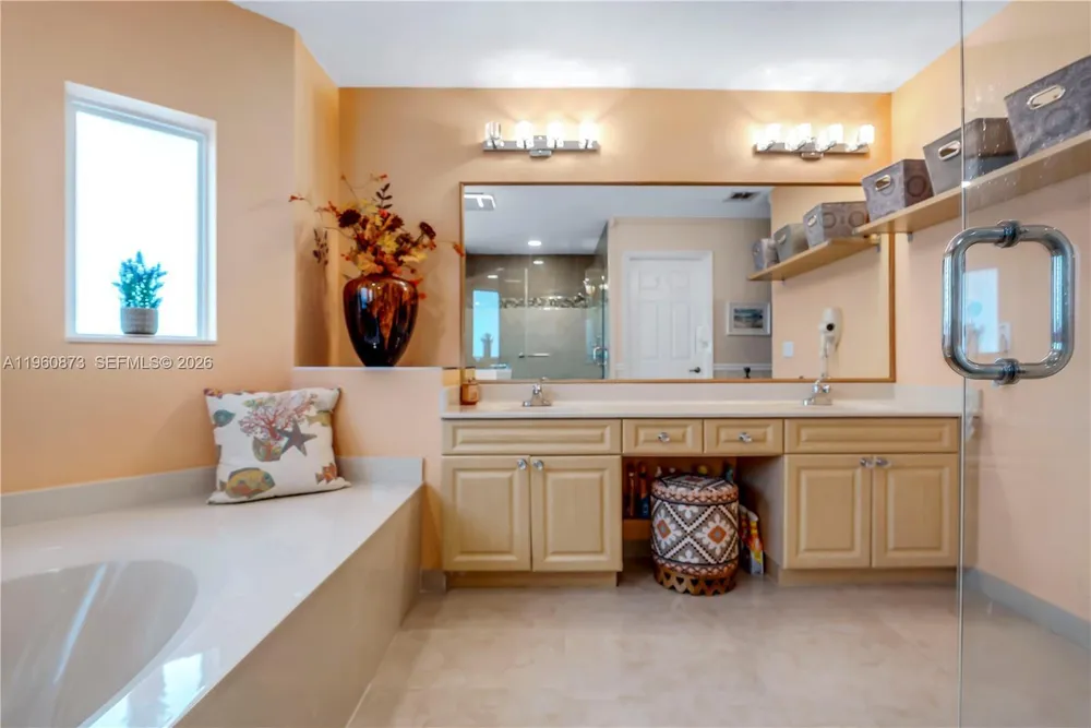 2680 SW 142nd Ave, Miami, FL 33175