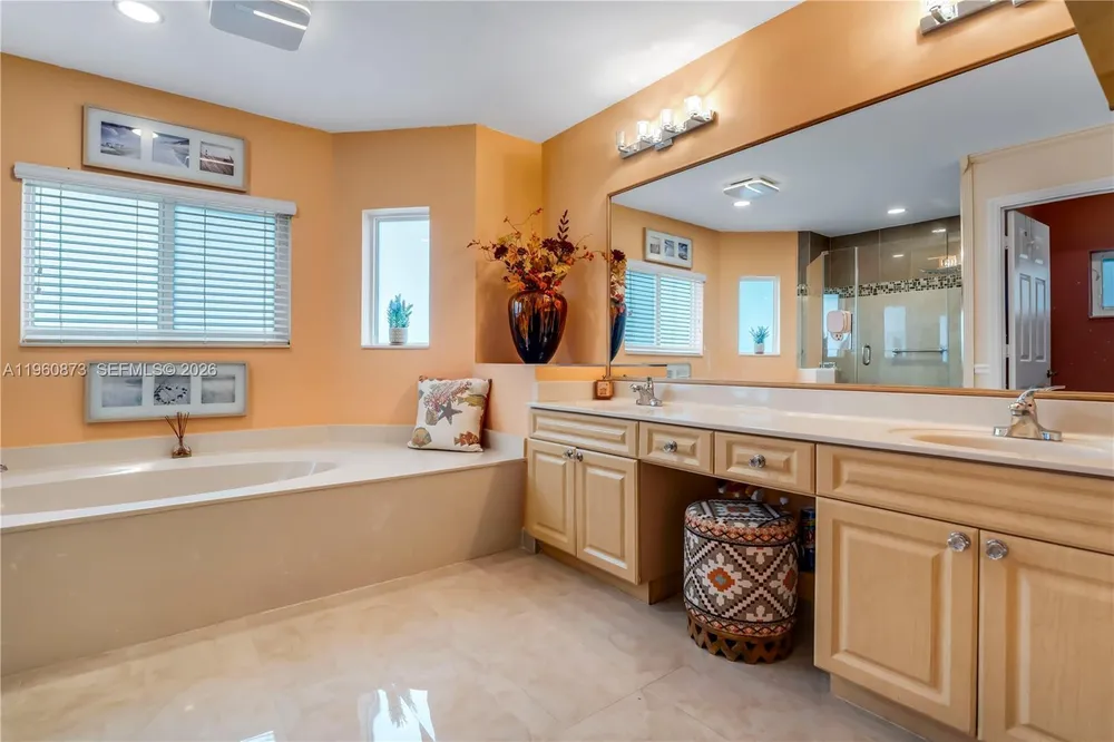 2680 SW 142nd Ave, Miami, FL 33175