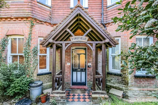 Firefield, Brightling Road, Robertsbr...